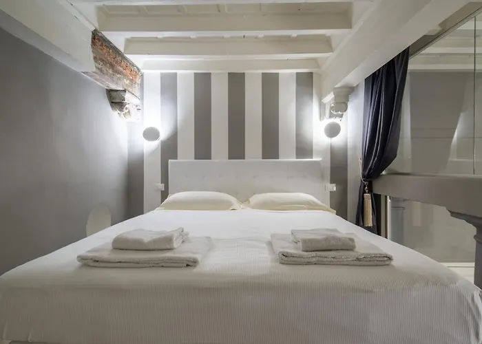 Casa Velluti Deluxe By Mmega